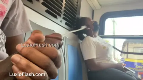 Sexy Ebony On the train unexpected moment — video thumbnail