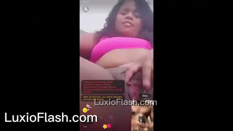 Brazil Babe Fingers Pussy Live on Video Call — video thumbnail