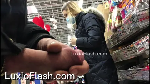 Store BWC Flash – Brown-Haired Mask Girl — video thumbnail