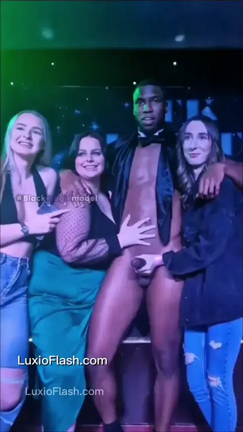 Stripping BBC Out Extra Service To Ladies Then Fucks Thick BBW 😏 — video thumbnail