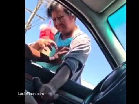 Homeless Lady Handjob To BBC In Car — video thumbnail