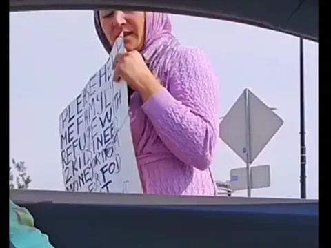 Beggar Reaction To Cock Out In Car — video thumbnail