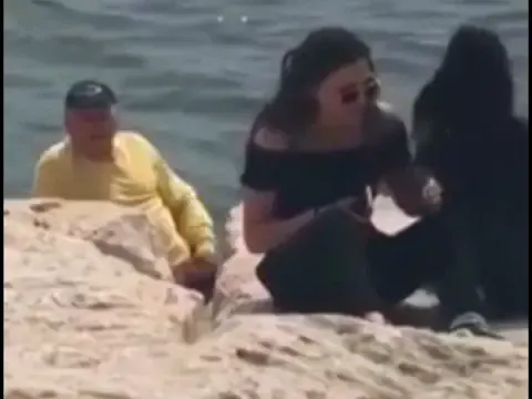 Pervert Uncle Masturbating For 2 Girls — video thumbnail