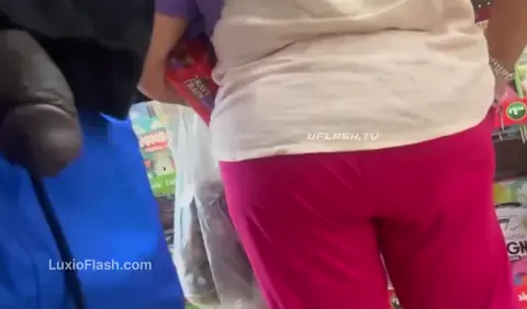GILF Fat Booty Touched By BBC In Store — video thumbnail