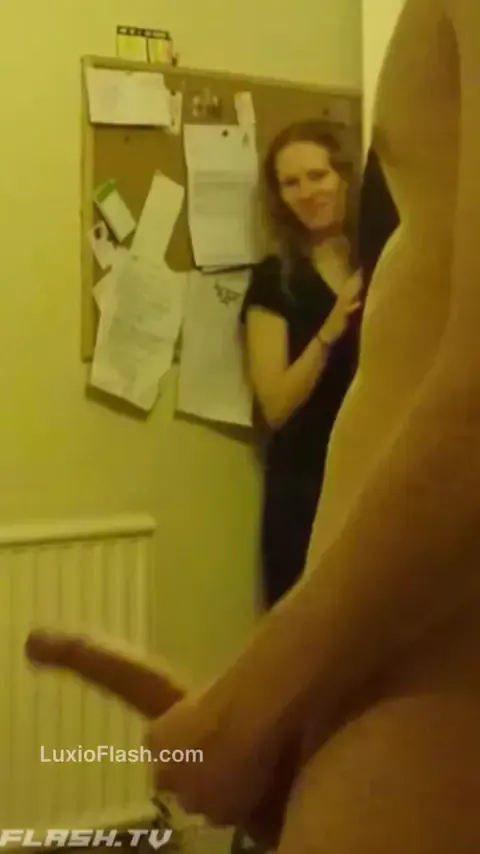 Roommate Smiles Seeing My Huge Cock — video thumbnail