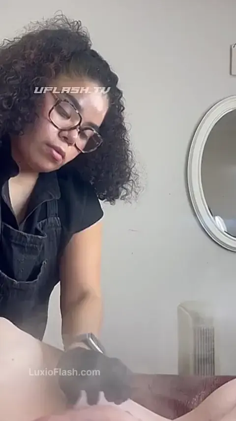 Ebony Babe Waxes My Cock — video thumbnail