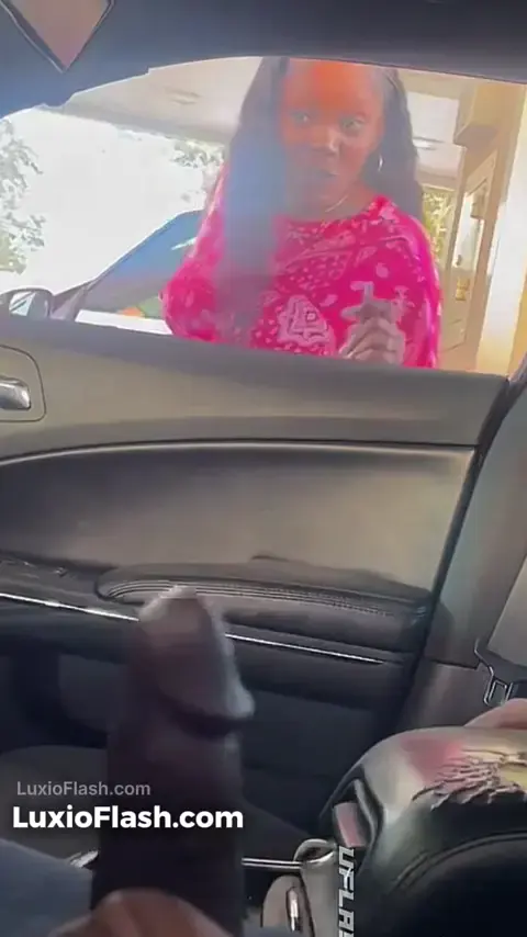 Ebony Enjoys Seeing BBC Exposed In Car — video thumbnail