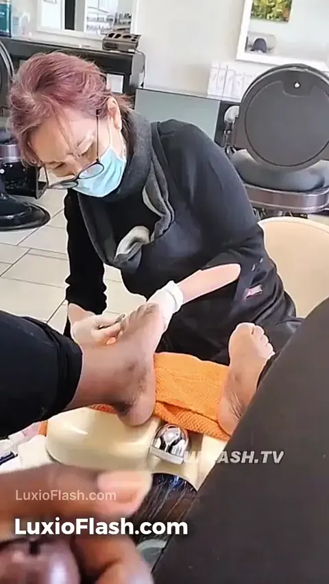 Pedicure MILF Right There As I Finish — video thumbnail