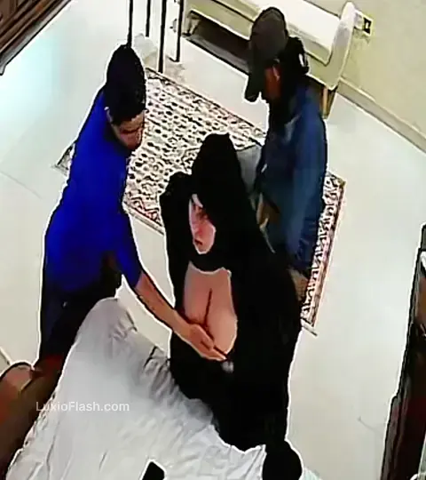 Hijab BBW Fucked By Her 2 Servants Part 5 — video thumbnail