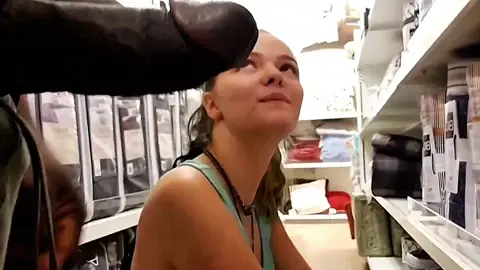 Best BBC Flash She Sucks Right Away — video thumbnail